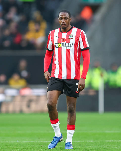 无论进攻还 无论进攻还